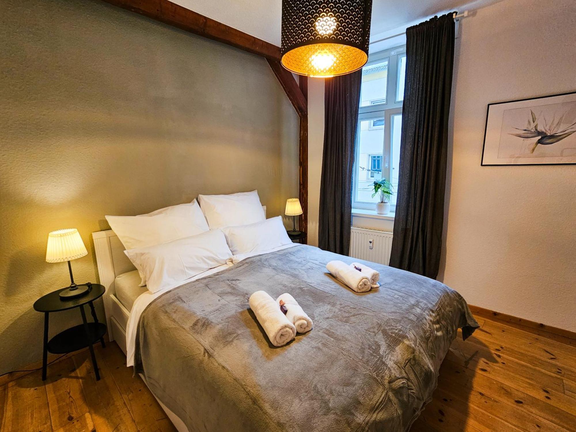 Micasa Rooms - Altstadt Zentral - Zwischen Anger Und Kraemerbruecke - Wlan - Familienfreundlich 에르푸르트 외부 사진